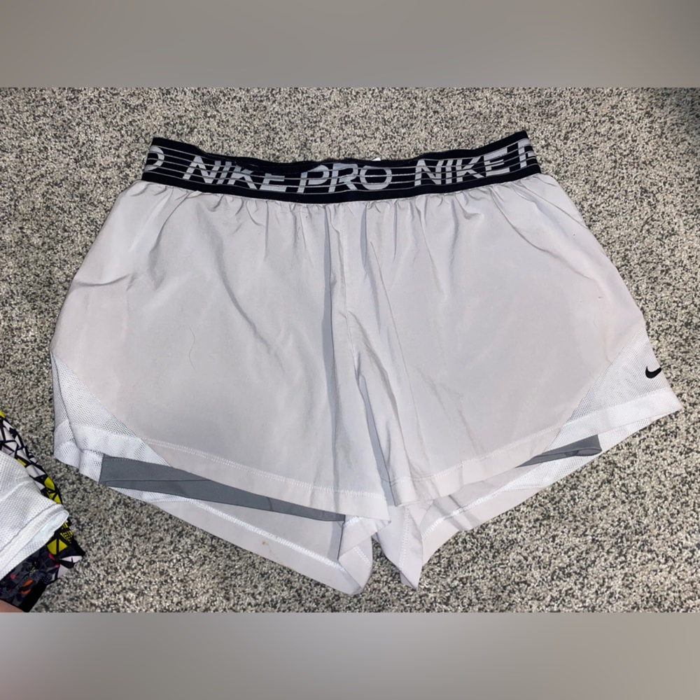 Women’s Nike Pro Shorts, Size XL.